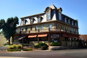 Altland House Inn & Suites